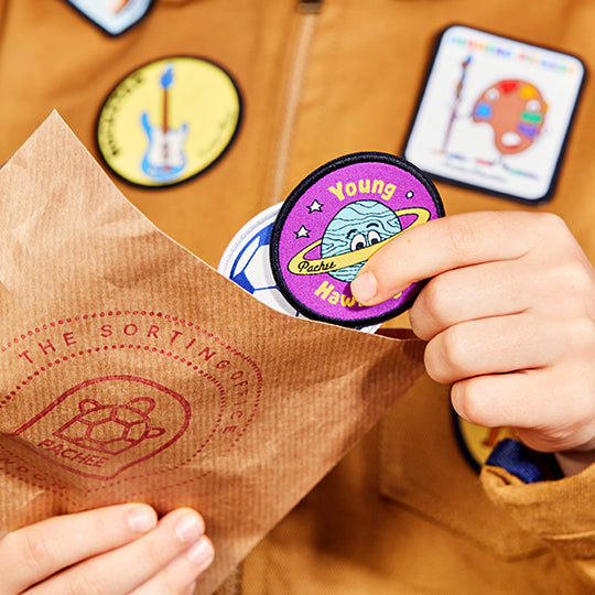 Packing Young Hawkings Patch from Pachee, showcasing the product in its packaging with a neat, organised display.