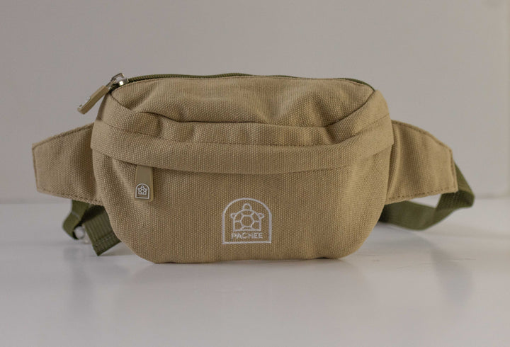 Cross body kids bum bag in light brown from Pachee. A neutral, stylish and practical accessory for kids, perfect for daily use.